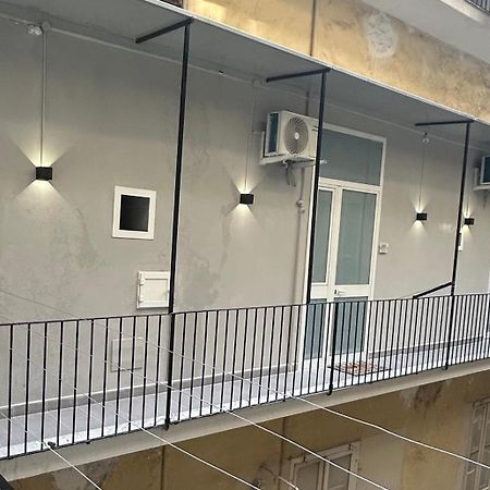 Valentino Caracciolo 105 Apartamento Nápoles Exterior foto