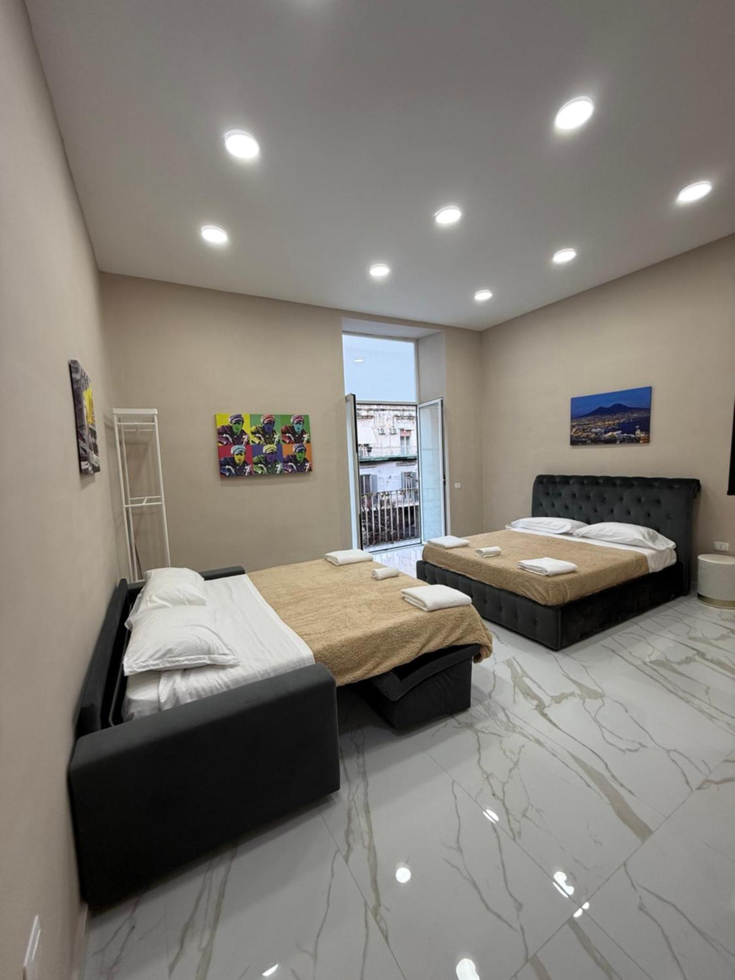 Valentino Caracciolo 105 Apartamento Nápoles Exterior foto