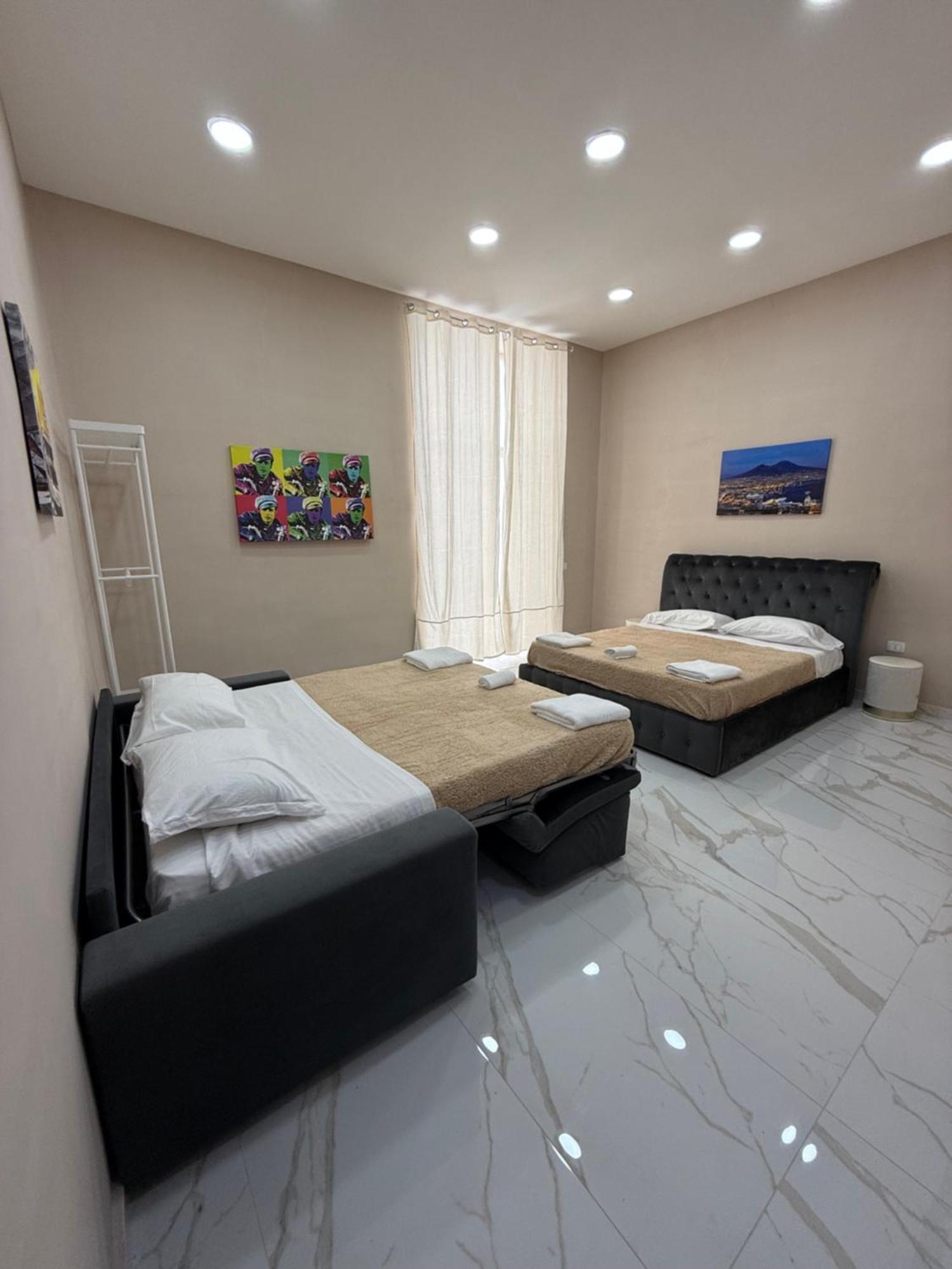 Valentino Caracciolo 105 Apartamento Nápoles Exterior foto