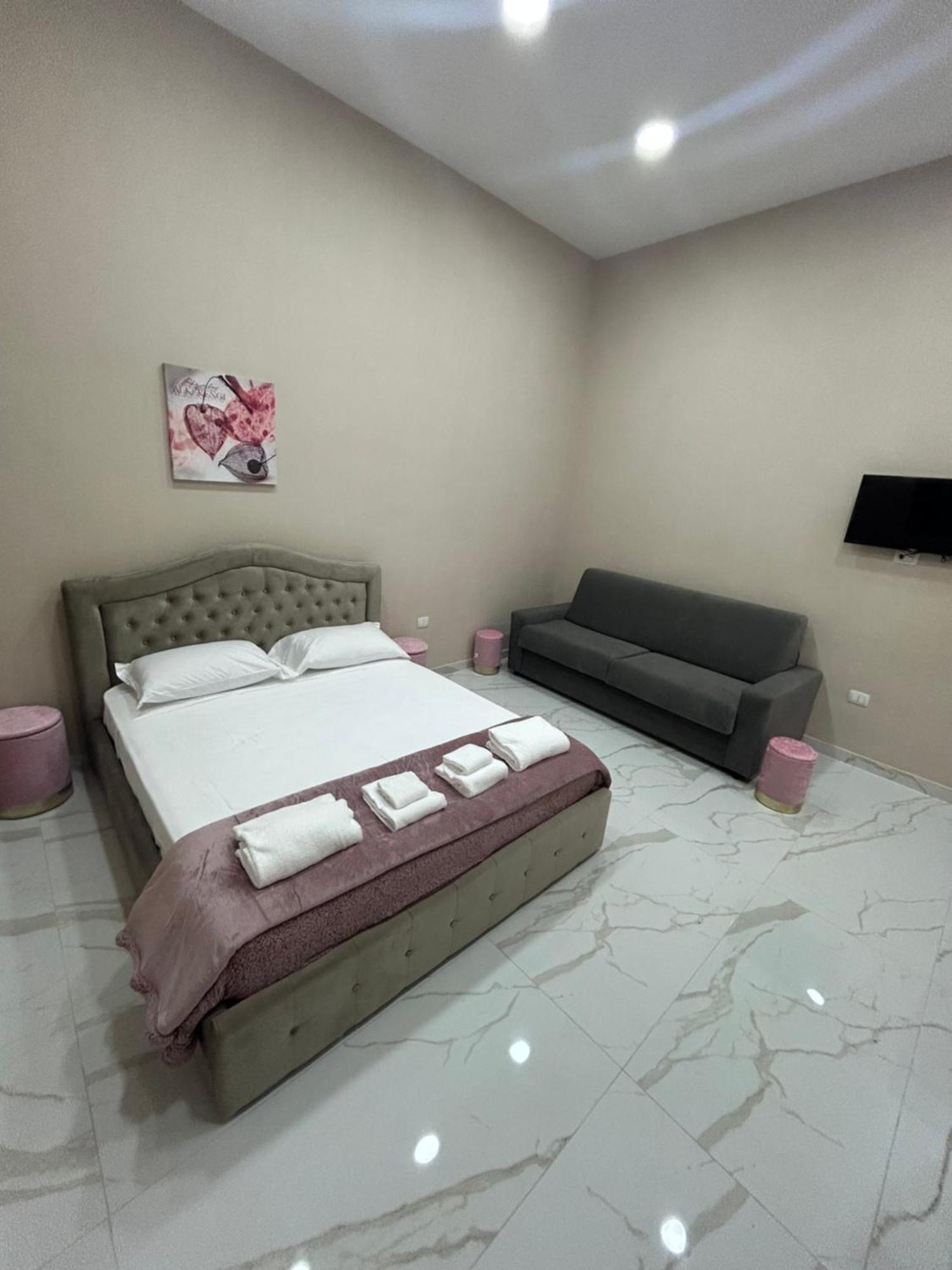 Valentino Caracciolo 105 Apartamento Nápoles Exterior foto