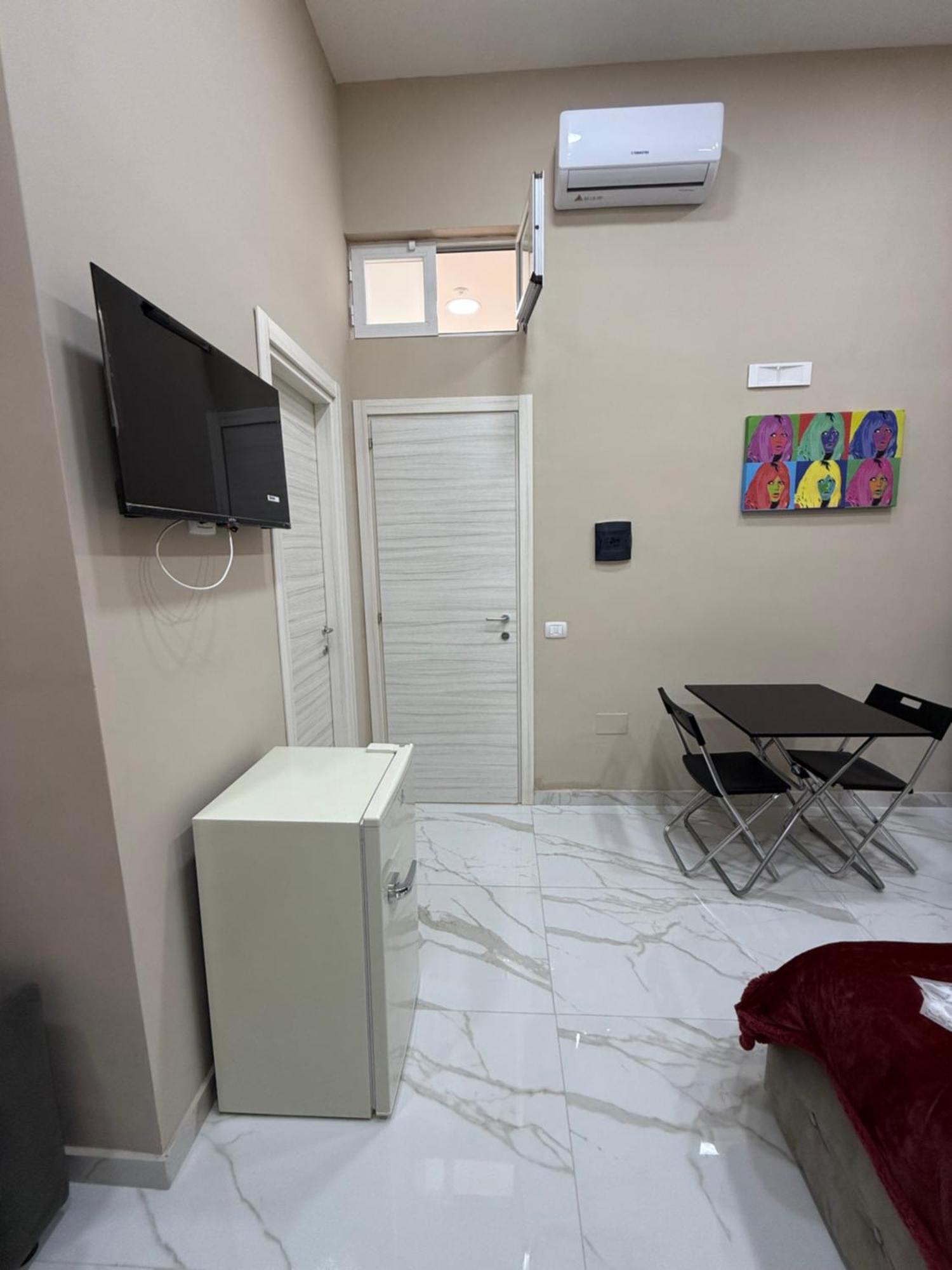 Valentino Caracciolo 105 Apartamento Nápoles Exterior foto