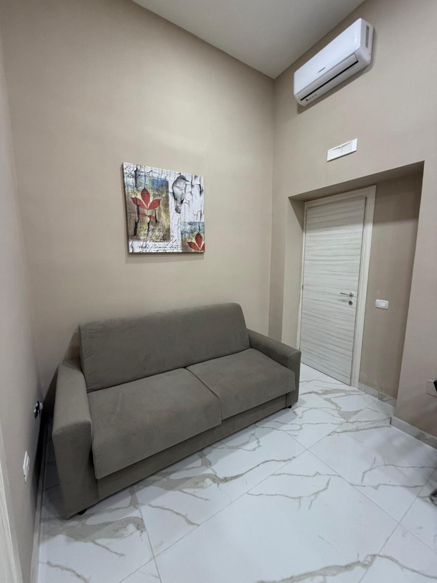 Valentino Caracciolo 105 Apartamento Nápoles Exterior foto