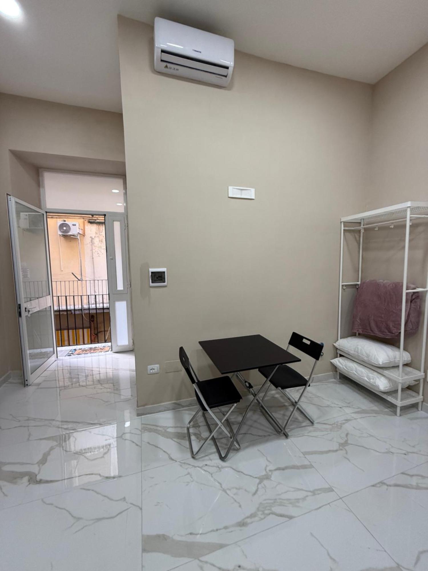 Valentino Caracciolo 105 Apartamento Nápoles Exterior foto